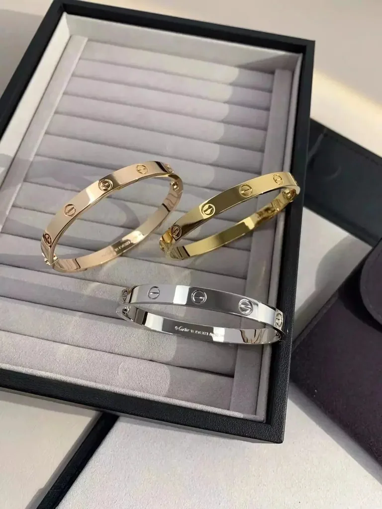 Cartier Love Bracelet Bangle — listing image